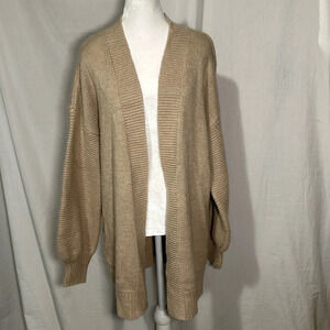 women's oversized tan & pink Crown & Ivy open front cardigan size medium